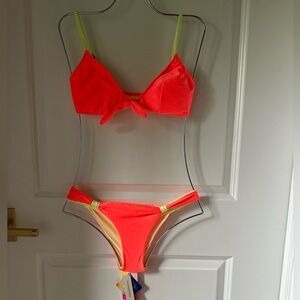 Coa Marítima Neon citrus and Yellow Bikini Set